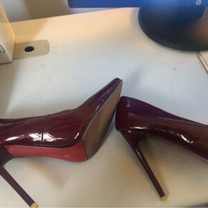 Brand new Chic Burgundy Patent Leather Heels